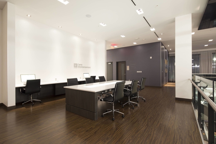 Imagen de los interiores del Hotel Courtyard By Marriott Quebec City. Foto 19