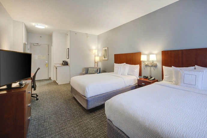 Imagen de la habitación del Hotel Courtyard By Marriott Raleigh Crabtree Valley. Foto 6
