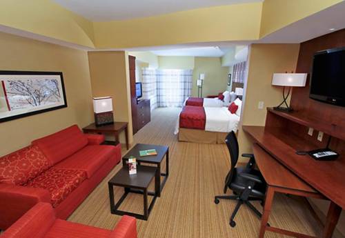 Imagen general del Hotel Courtyard By Marriott Raleigh North/triangle Town. Foto 1