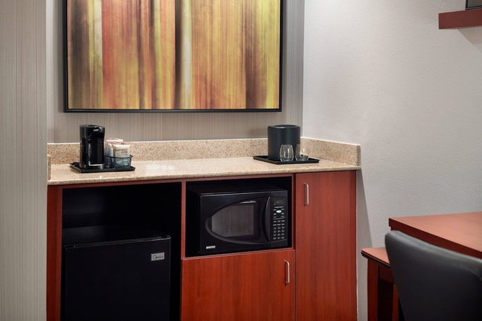 Imagen de la habitación del Hotel Courtyard By Marriott Raleigh/cary. Foto 4