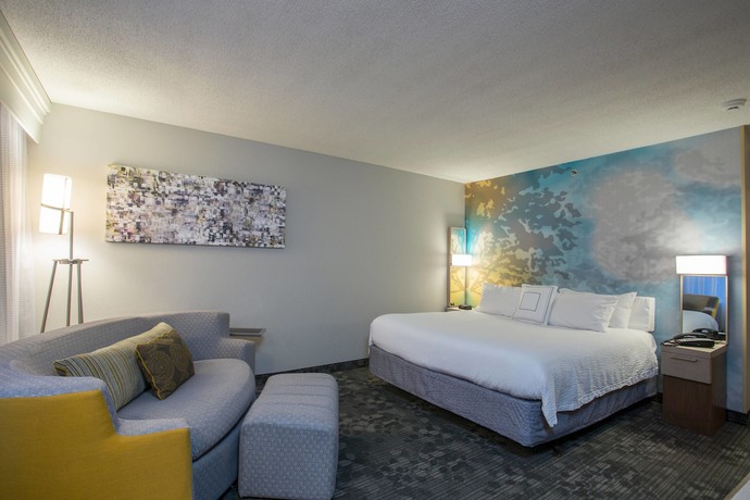 Imagen de la habitación del Hotel Courtyard By Marriott Raynham. Foto 7