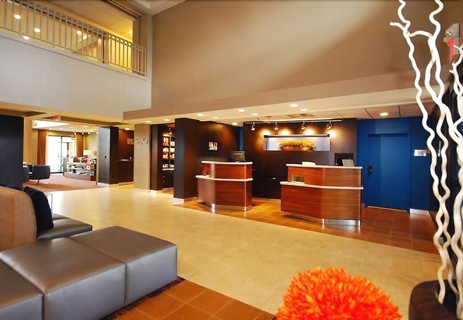 Imagen general del Hotel Courtyard By Marriott Raynham. Foto 2