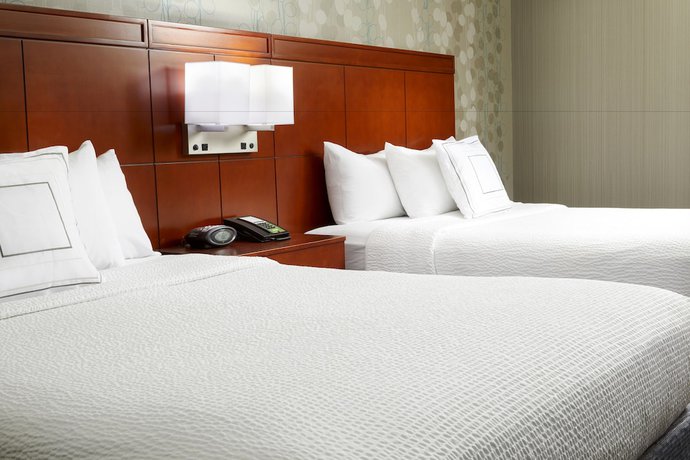 Imagen de la habitación del Hotel Courtyard By Marriott Reading Wyomissing. Foto 7