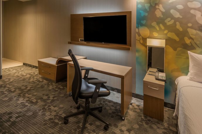 Imagen de la habitación del Hotel Courtyard By Marriott Reno Downtown/riverfront. Foto 5