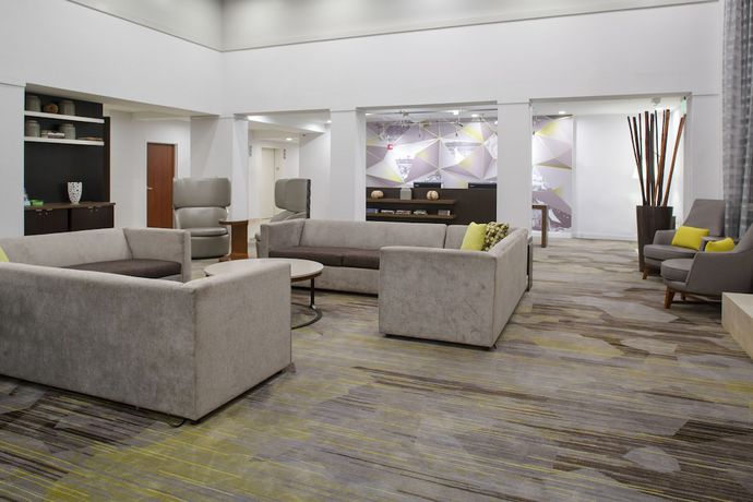 Imagen de los interiores del Hotel Courtyard By Marriott Richmond Chester. Foto 10