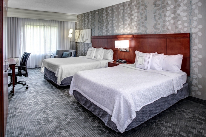 Imagen de la habitación del Hotel Courtyard By Marriott Richmond North. Foto 10
