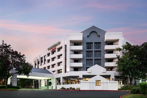 Imagen general del Hotel Courtyard By Marriott Richmond/berkeley. Foto 2