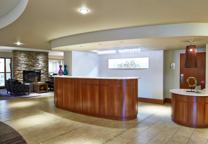 Imagen de los interiores del Hotel Courtyard By Marriott Rochester Brighton. Foto 16