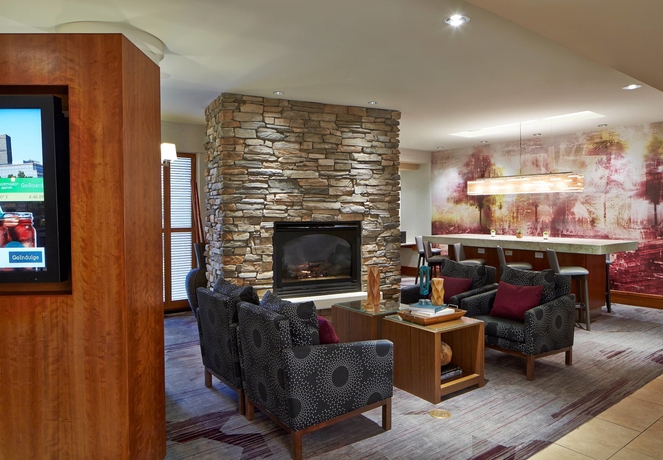 Imagen de los interiores del Hotel Courtyard By Marriott Rochester Brighton. Foto 18