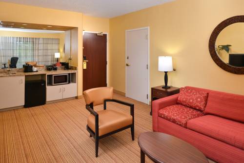 Imagen de la habitación del Hotel Courtyard By Marriott Rock Hill. Foto 8
