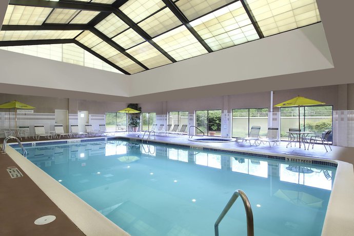 Imagen de la piscina del Hotel Courtyard By Marriott Rockaway Mount Arlington. Foto 16