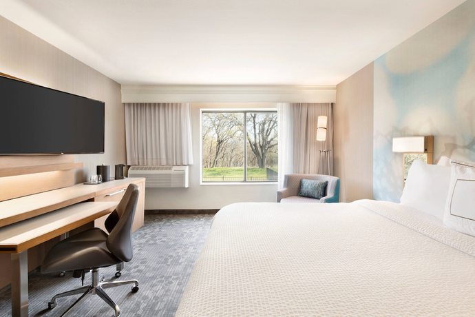 Imagen de la habitación del Hotel Courtyard By Marriott Roseville. Foto 13