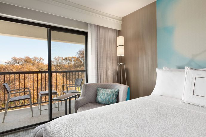 Imagen de la habitación del Hotel Courtyard By Marriott Roseville. Foto 14