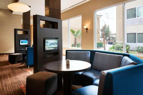 Imagen general del Hotel Courtyard By Marriott Sacramento Cal Expo. Foto 10