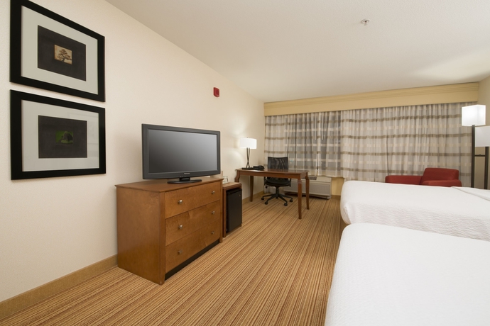 Imagen de la habitación del Hotel Courtyard By Marriott Sacramento Folsom. Foto 5