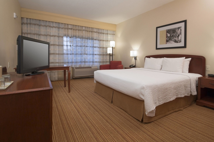 Imagen de la habitación del Hotel Courtyard By Marriott Sacramento Folsom. Foto 9