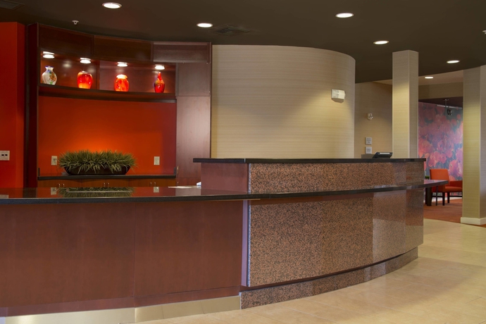 Imagen de los interiores del Hotel Courtyard By Marriott Sacramento Folsom. Foto 17