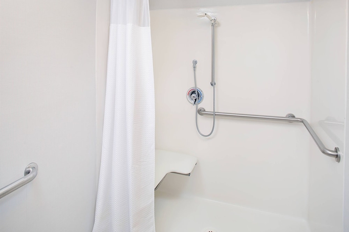 Imagen de la habitación del Hotel Courtyard By Marriott Sacramento Midtown. Foto 11