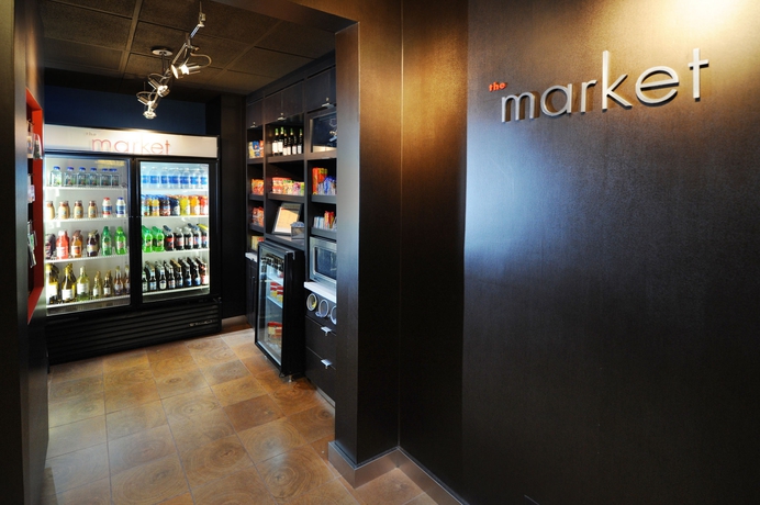 Imagen del bar/restaurante del Hotel Courtyard By Marriott San Antonio Airport. Foto 3