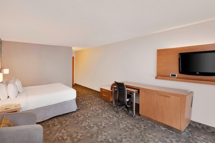 Imagen de la habitación del Hotel Courtyard By Marriott San Antonio Airport/north Star Mall. Foto 8