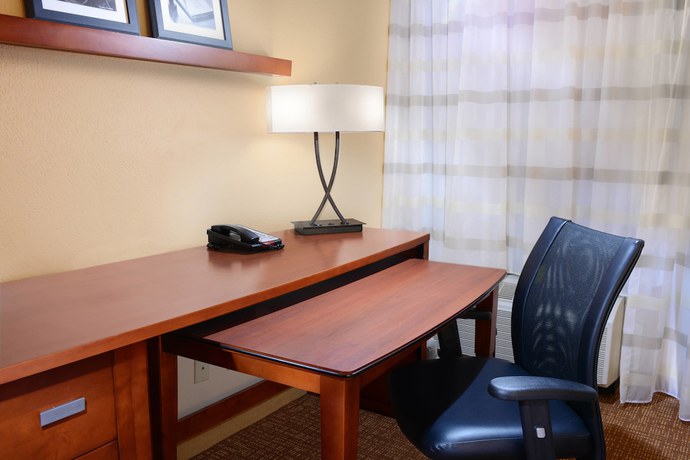 Imagen de la habitación del Hotel Courtyard By Marriott San Antonio Downtown/market Square. Foto 10