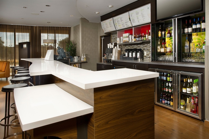 Imagen del bar/restaurante del Hotel Courtyard By Marriott San Antonio Seaworld/lackland. Foto 7