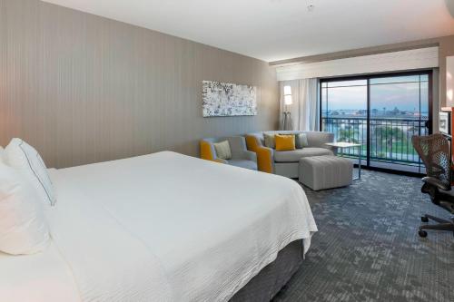Imagen de la habitación del Hotel Courtyard By Marriott San Diego Airport/liberty Station. Foto 17