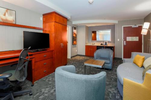 Imagen de la habitación del Hotel Courtyard By Marriott San Diego Airport/liberty Station. Foto 19