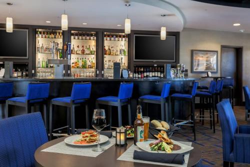 Imagen general del Hotel Courtyard By Marriott San Diego Airport/liberty Station. Foto 8