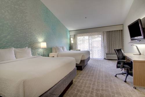 Imagen de la habitación del Hotel Courtyard By Marriott San Diego Del Mar/solana Beach. Foto 8