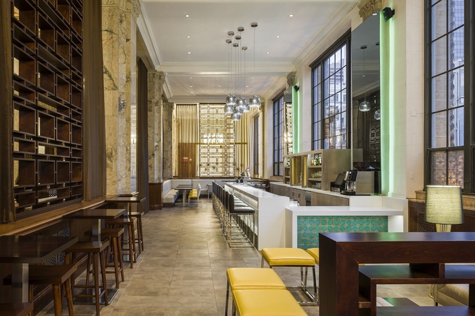 Imagen del bar/restaurante del Hotel Courtyard By Marriott San Diego Downtown. Foto 3