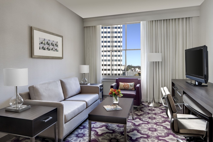 Imagen de los interiores del Hotel Courtyard By Marriott San Diego Downtown. Foto 10
