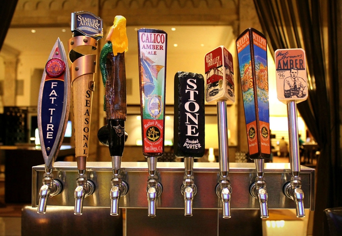 Imagen del bar/restaurante del Hotel Courtyard By Marriott San Diego Downtown. Foto 4