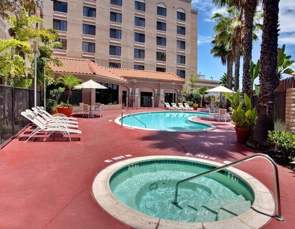 Imagen de la piscina del Hotel Courtyard By Marriott San Diego Miramar. Foto 15