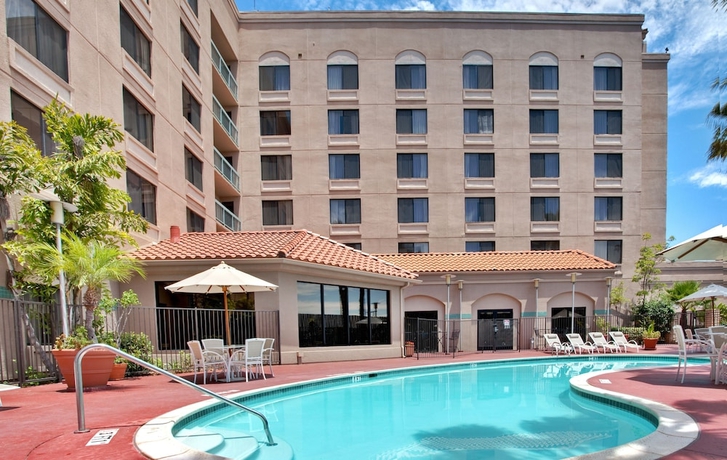 Imagen de la piscina del Hotel Courtyard By Marriott San Diego Miramar. Foto 18