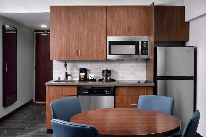 Imagen de la habitación del Hotel Courtyard By Marriott San Diego Mission Valley/hotel Circle. Foto 11