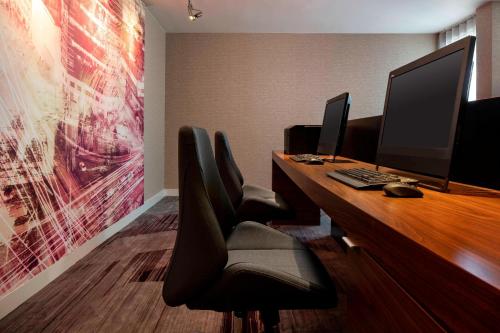 Imagen general del Hotel Courtyard By Marriott San Francisco Airport. Foto 8