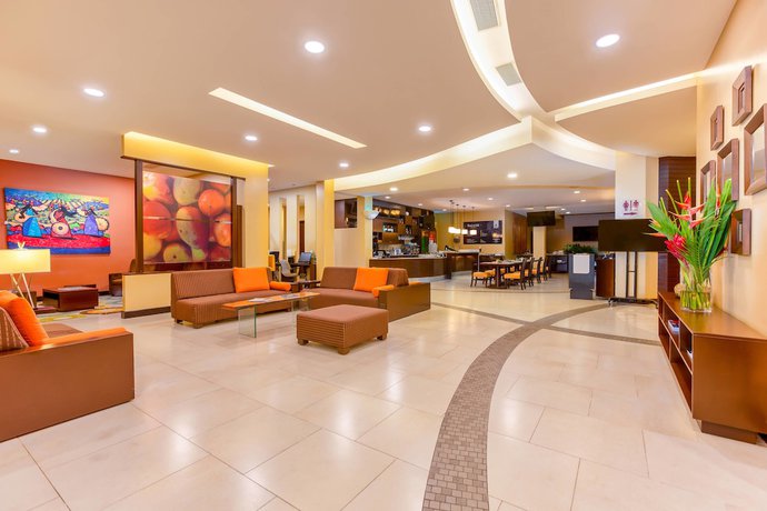 Imagen de los interiores del Hotel Courtyard By Marriott San Jose Airport Alajuela. Foto 18