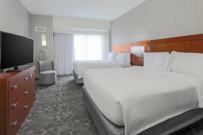 Imagen de la habitación del Hotel Courtyard By Marriott San Jose Campbell. Foto 8