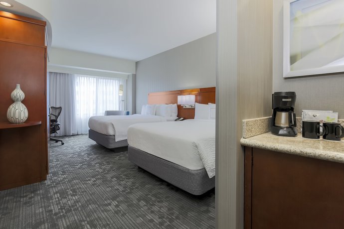 Imagen de la habitación del Hotel Courtyard By Marriott San Jose Campbell. Foto 9