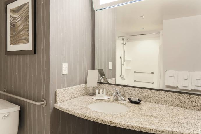 Imagen de la habitación del Hotel Courtyard By Marriott San Jose Campbell. Foto 11