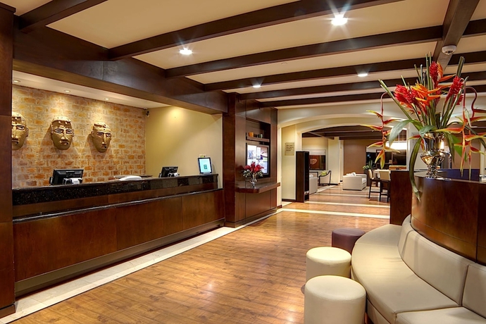 Imagen de los interiores del Hotel Courtyard By Marriott San Jose Escazu. Foto 18