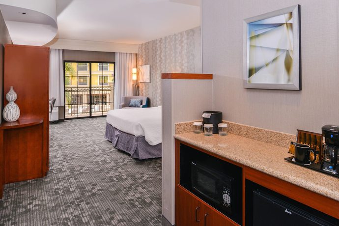 Imagen de la habitación del Hotel Courtyard By Marriott San Luis Obispo. Foto 8