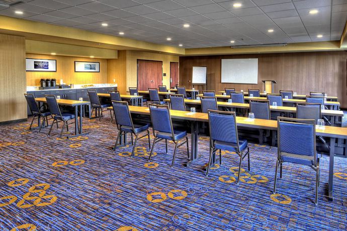 Imagen de los interiores del Hotel Courtyard By Marriott San Marcos. Foto 15