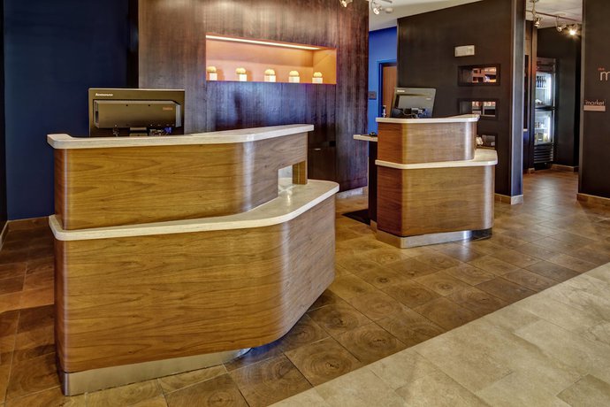 Imagen de los interiores del Hotel Courtyard By Marriott San Marcos. Foto 18
