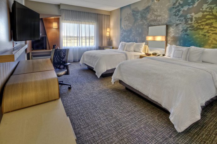 Imagen de la habitación del Hotel Courtyard By Marriott San Marcos. Foto 12