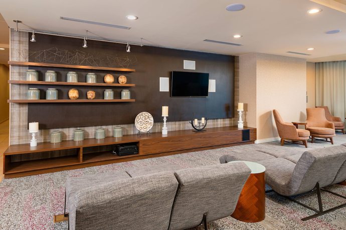 Imagen de los interiores del Hotel Courtyard By Marriott Santa Ana Orange County. Foto 19