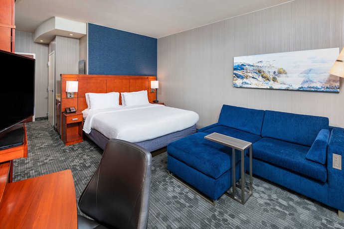 Imagen de la habitación del Hotel Courtyard By Marriott Santa Ana Orange County. Foto 8
