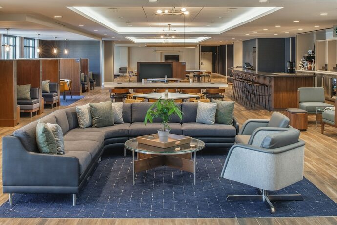 Imagen del bar/restaurante del Hotel Courtyard By Marriott Santa Cruz. Foto 13