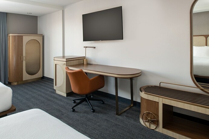 Imagen general del Hotel Courtyard By Marriott Santa Cruz. Foto 6